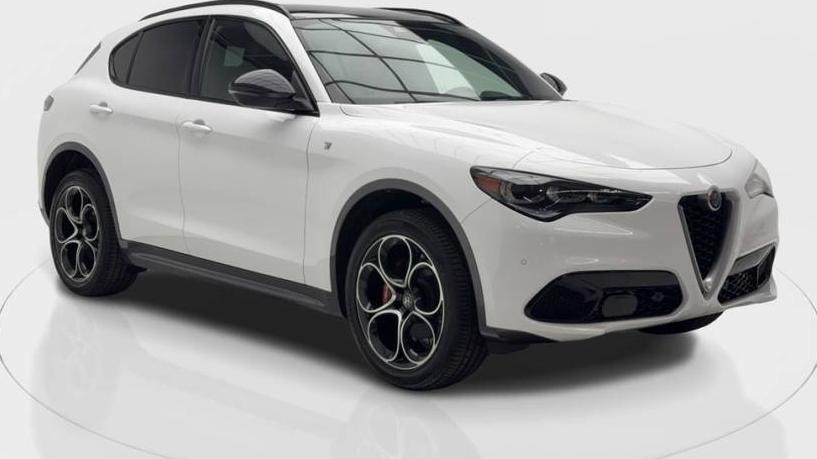 ALFA ROMEO STELVIO 2024 ZASPAKBN5R7D74714 image